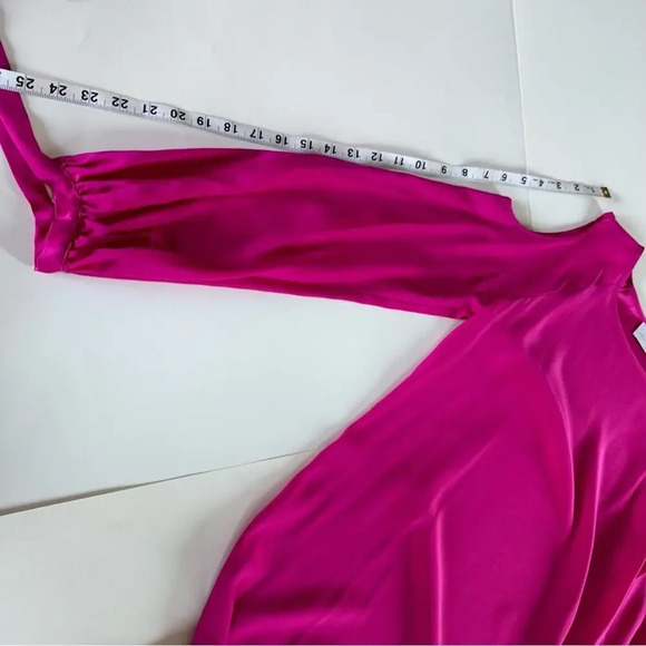 Amanda Uprichard Hot Pink 100% Silk Cold Shoulder Long Sleeve Dress Small - Picture 11 of 13